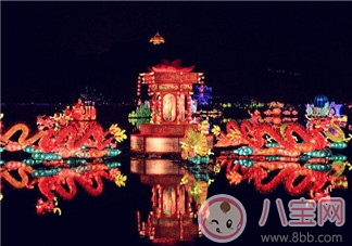 元宵節和家人看燈會的心情說說 和家人看燈會的句子說說朋友圈