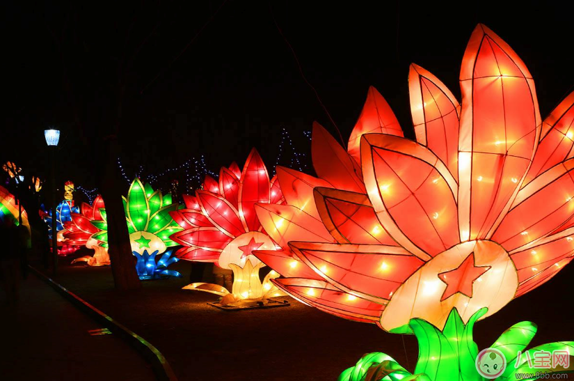 元宵節和家人看燈會的心情說說 和家人看燈會的句子說說朋友圈