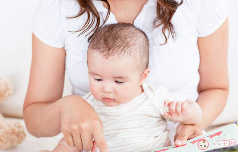 初生寶寶的衣服如何選購(gòu) 哪些品牌的嬰兒衣適合新生兒