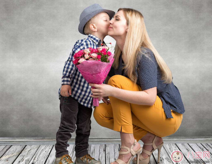 三八婦女節給媽媽的祝福短信 婦女節給媽媽的祝福句子說說