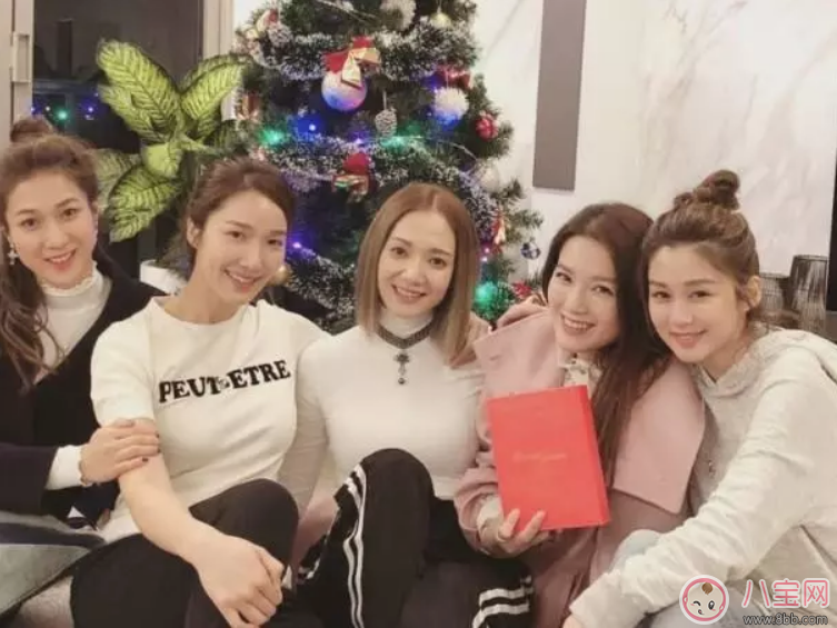 鐘嘉欣懷二胎幾個月了 鐘嘉欣二胎什么時候是預產(chǎn)期