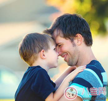 怎樣陪伴孩子成長好 如何高質(zhì)量的陪伴孩子