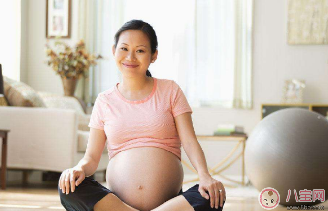 孕期喜歡側睡會壓到胎兒嗎 孕婦采用側睡好處有哪些