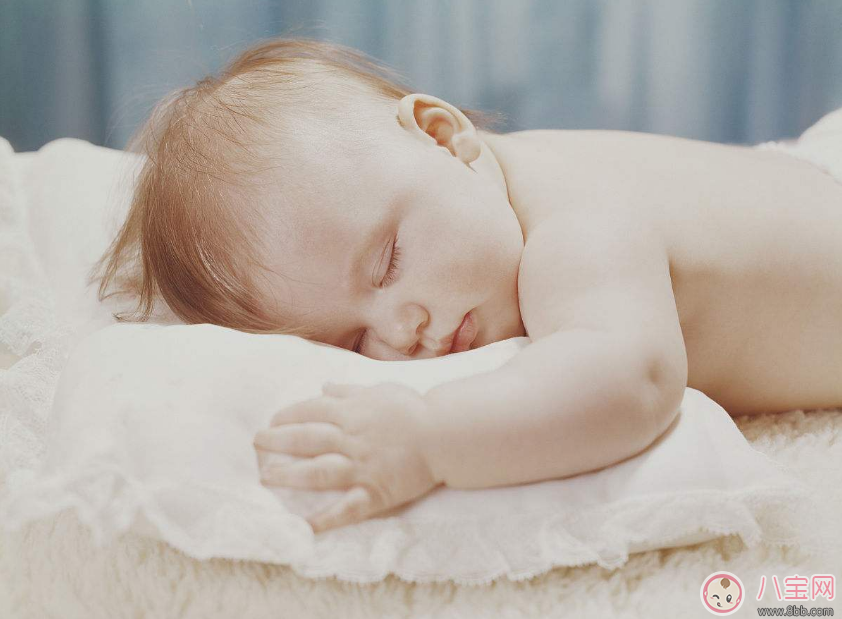八個月寶寶不睡覺怎么回事 怎么才能讓寶寶乖乖睡覺 