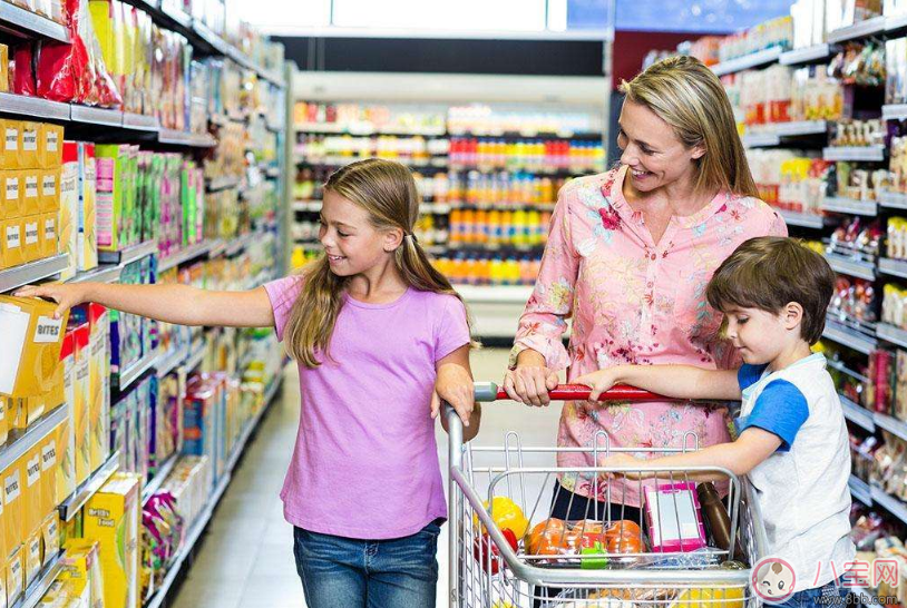 孩子去超市就想要買東西怎么辦 怎么合理解決孩子去超市就想要東西的習慣 孩子去超市就想要買東西怎么辦 怎么合理解決孩子去超市就想要東西的習慣
