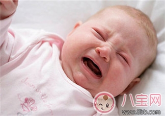 怎樣判斷寶寶是腸絞痛 新生兒腸絞痛的表現(xiàn)