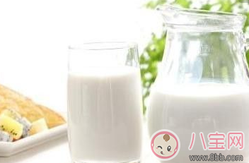 寶寶什么時(shí)候吃鈣片最好 鈣片能和牛奶一起吃嗎