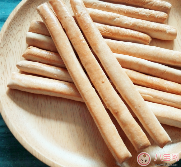 寶寶長牙期牙齦發炎怎么辦 寶寶長牙期口腔清潔指南 寶寶長牙期牙齦發炎怎么辦 寶寶長牙期口腔清潔指南