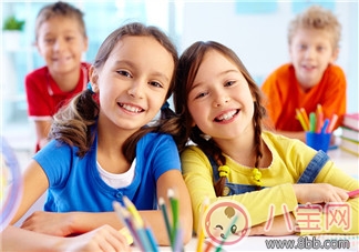 孩子寫作業(yè)磨蹭怎么辦 怎樣培養(yǎng)孩子的注意力 孩子寫作業(yè)磨蹭怎么辦 怎樣培養(yǎng)孩子的注意力