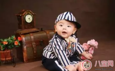 愚人節出生男寶寶取名2018 愚人節男寶寶取名帶聰達睿