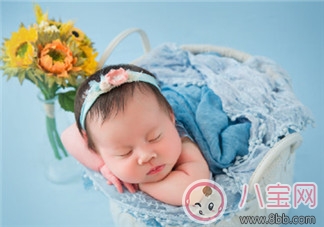 寶寶滿月怎么發(fā)朋友圈 寶寶滿月媽媽感言說說