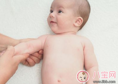 寶寶攢肚子是什么意思 寶寶攢肚早好還是晚好 