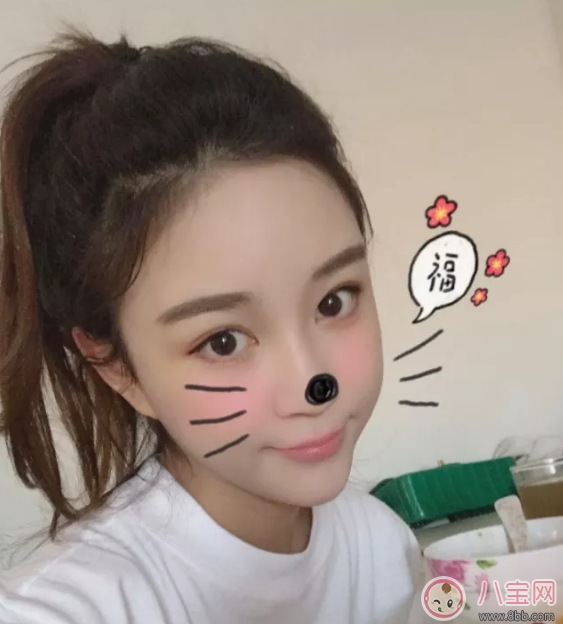 雪梨產(chǎn)后第四天洗頭有影響嗎 坐月子真的不能洗頭嗎