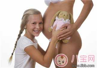 懷孕期間可以去健身房運(yùn)動(dòng)嗎 孕初期能不能做劇烈運(yùn)動(dòng) 懷孕期間可以去健身房運(yùn)動(dòng)嗎 孕初期能不能做劇烈運(yùn)動(dòng)