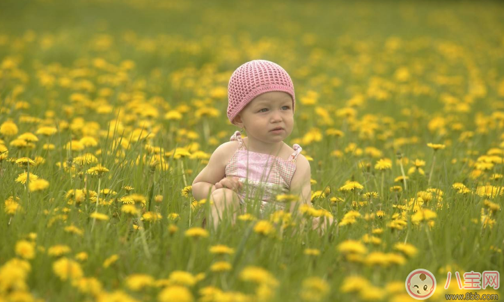 春天怎么給寶寶穿衣服不會生病 春天給寶寶穿幾件衣服 春天怎么給寶寶穿衣服不會生病 春天給寶寶穿幾件衣服