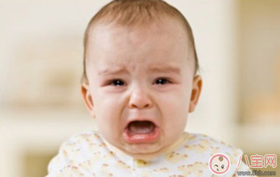 寶寶春天更容易長(zhǎng)鵝口瘡嗎 春天寶寶長(zhǎng)鵝口瘡吃什么好