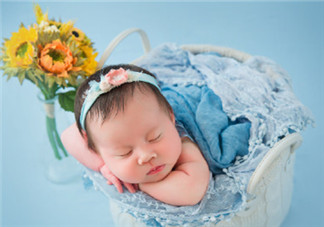 寶寶滿月怎么發(fā)朋友圈 寶寶滿月媽媽感言說說