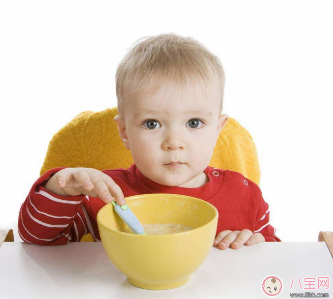 春天孩子風寒風熱感冒怎么食療 孩子風寒風熱感冒如何熬粥吃