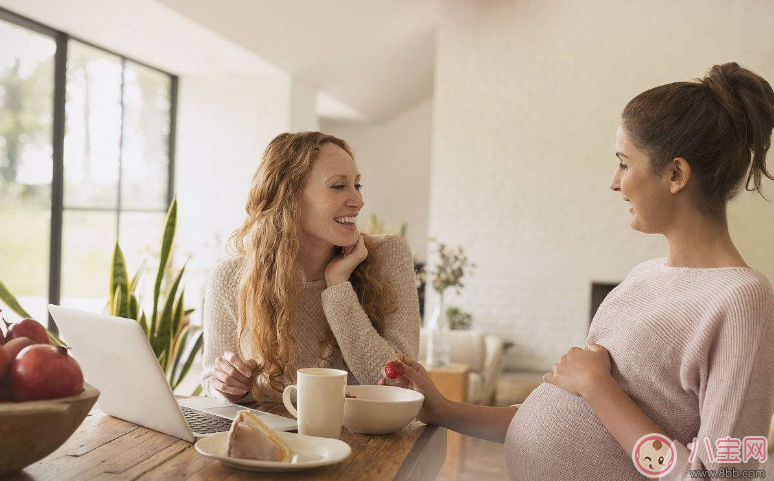 懷孕吃蛋糕曬圖的心情說說 孕期吃蛋糕曬照怎么發說說朋友圈