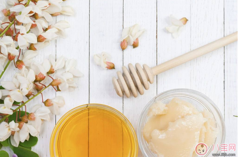 蜂蜜敷臉什么效果 蜂蜜水如何美容養顏