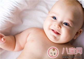 新生兒嗓子呼嚕呼嚕的怎么回事 新生兒嗓子老是呼嚕正常嗎