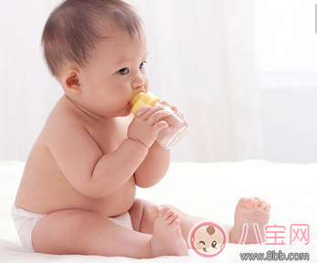 寶寶胃脹氣了怎么辦 寶寶胃脹氣按摩手法詳解