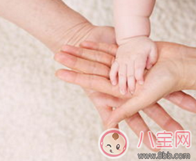 沒滿月的寶寶可以剪指甲嗎 新生兒多大可以剪指甲