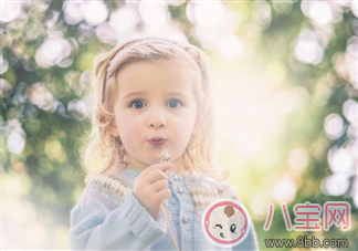 帶孩子春游曬圖朋友圈說說 春天一家人去春游的說說感悟