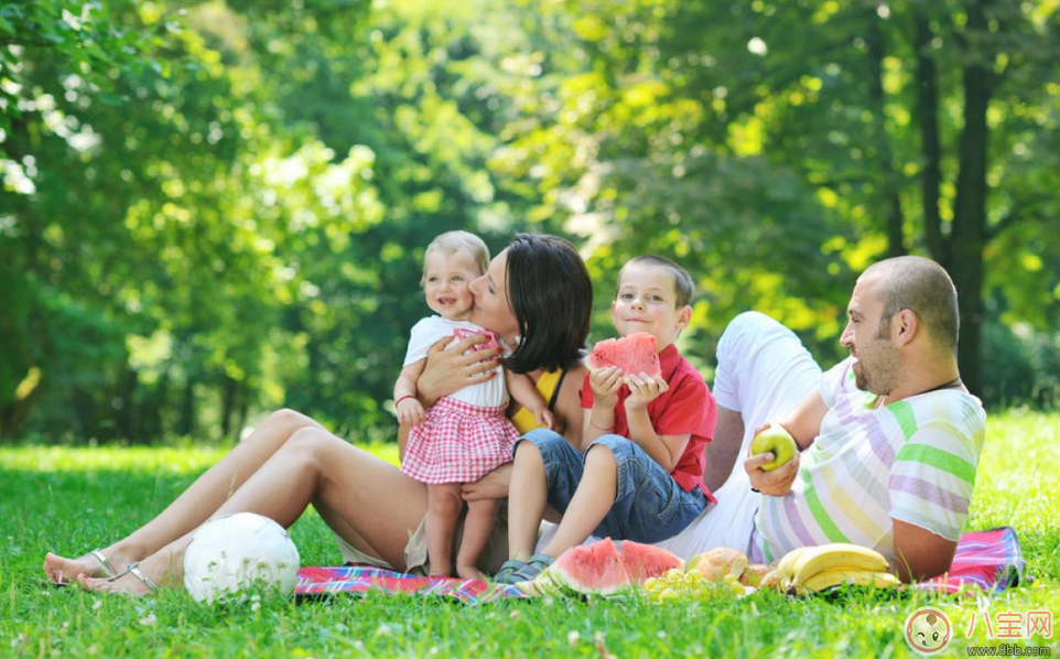 春天帶小孩去公園心情說(shuō)說(shuō) 全家去公園玩開心的說(shuō)說(shuō)短語(yǔ)