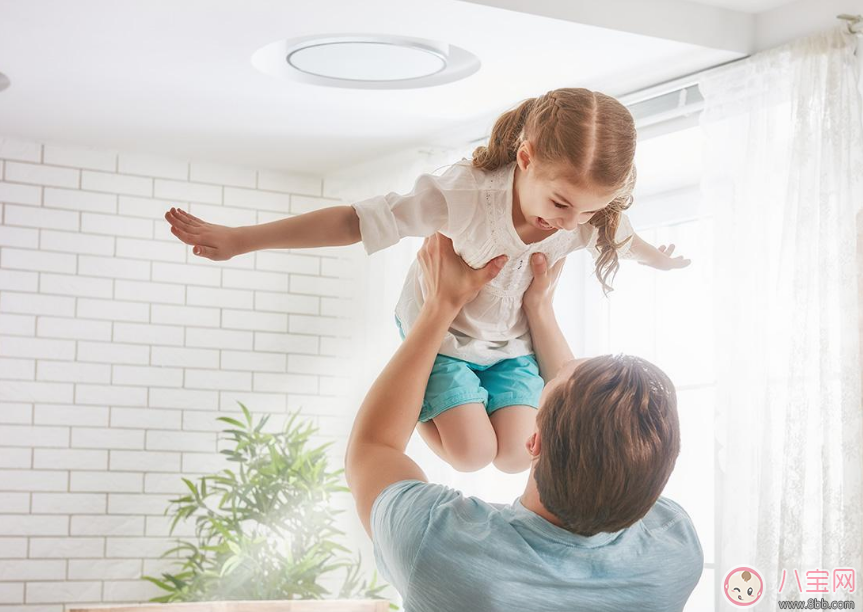 帶孩子時間長舍不得和孩子分開的句子 陪伴孩子久了舍不得的心情說說 帶孩子時間長舍不得和孩子分開的句子 陪伴孩子久了舍不得的心情說說