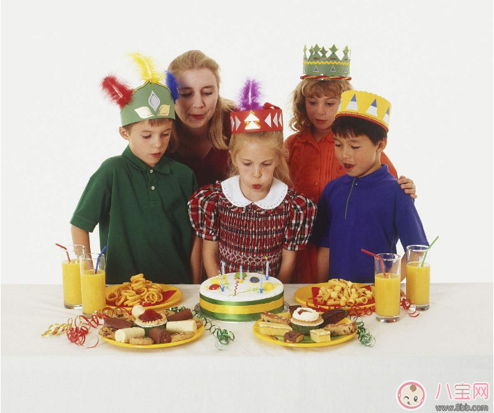 陪女兒吃飯的心情短語 和女兒吃飯的說說句子