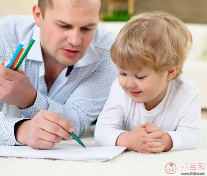 孩子說(shuō)話晚是什么原因 怎樣促進(jìn)孩子的語(yǔ)言發(fā)展