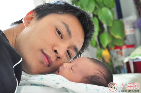 初為人父的經典朋友圈 初為人父的感受心情句子