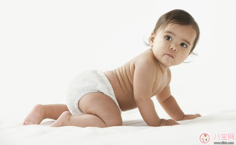 小寶寶一般什么時候會爬 如何幫助嬰兒爬行