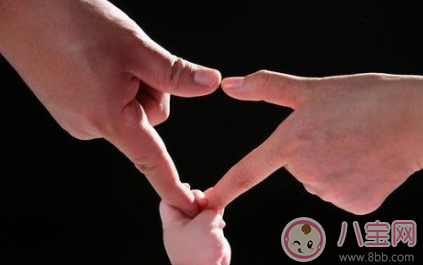 寶寶一百天的心情說說 寶寶一百天紀(jì)念曬圖文字