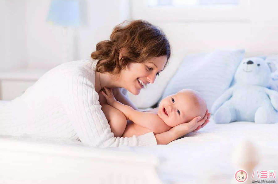 母乳可以和奶粉一起喂寶寶嗎 吃母乳的同時可以添加奶粉嗎