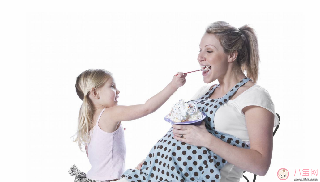 孕婦能吃冰激凌雪糕冷飲嗎 天氣太熱孕婦想吃冷飲怎么辦