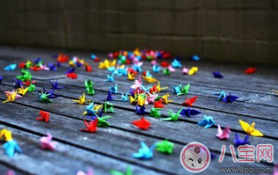 女人就得靠自己的心情說說 女人靠自己努力賺錢的經(jīng)典說說句子 女人就得靠自己的心情說說 女人靠自己努力賺錢的經(jīng)典說說句子