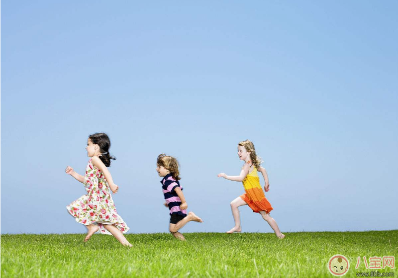 和孩子一起晨跑的心情說說 堅持和孩子一起晨跑的句子短語