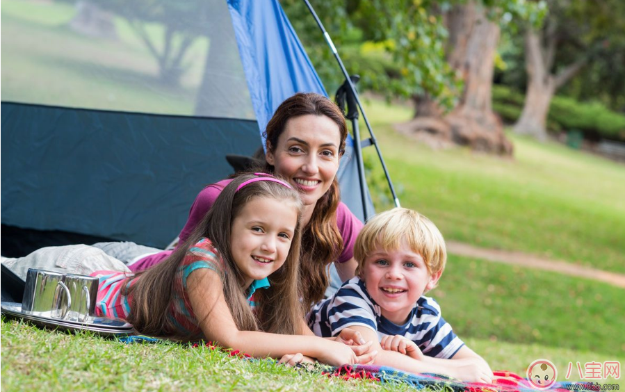 照顧兩個孩子正能量心情說說 帶兩個孩子勵志短語句子