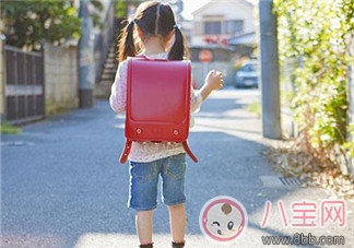 送孩子上學辛苦的心情說說 送兒子上學的感悟說說 送孩子上學辛苦的心情說說 送兒子上學的感悟說說