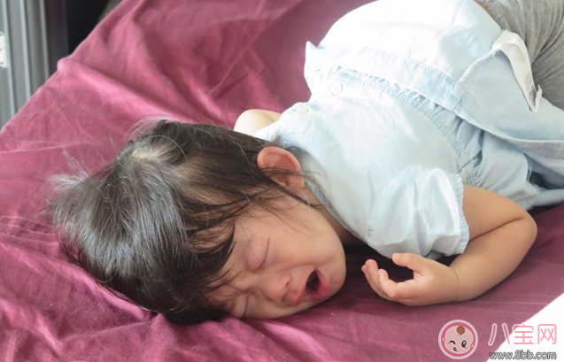 2歲寶寶鬧情緒怎么辦 孩子總是鬧情緒怎么講道理