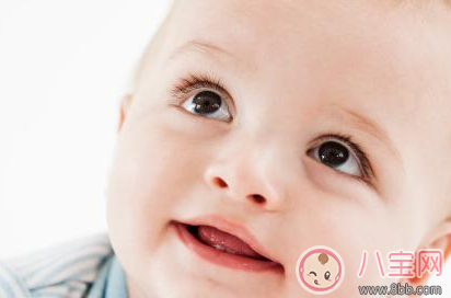 寶寶眼屎多又黃怎么回事 寶寶眼屎多又黃怎么辦