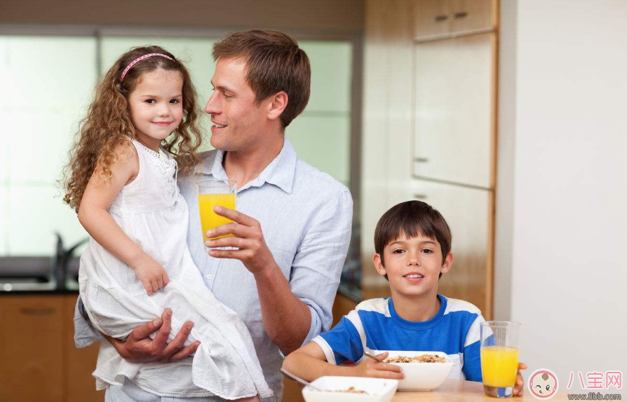 給孩子做愛心早餐的心情短語 分享給孩子做的愛心早餐的句子說說