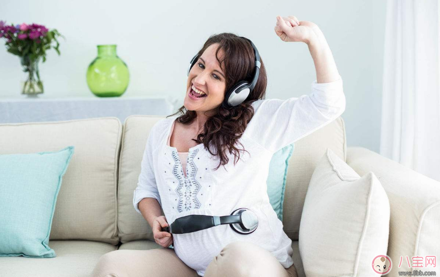 懷孕期間能不能K歌 孕期唱歌好不好