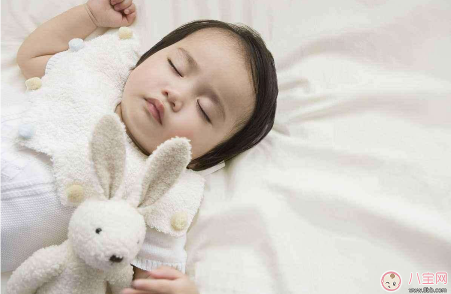 寶寶經(jīng)常搖頭怎么回事 為什么嬰兒總是搖頭 寶寶經(jīng)常搖頭怎么回事 為什么嬰兒總是搖頭