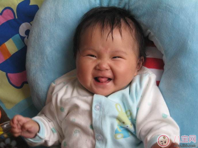 孩子連續(xù)發(fā)高燒吃藥也不能避免怎么辦 孩子連續(xù)發(fā)燒是什么原因 孩子連續(xù)發(fā)高燒吃藥也不能避免怎么辦 孩子連續(xù)發(fā)燒是什么原因