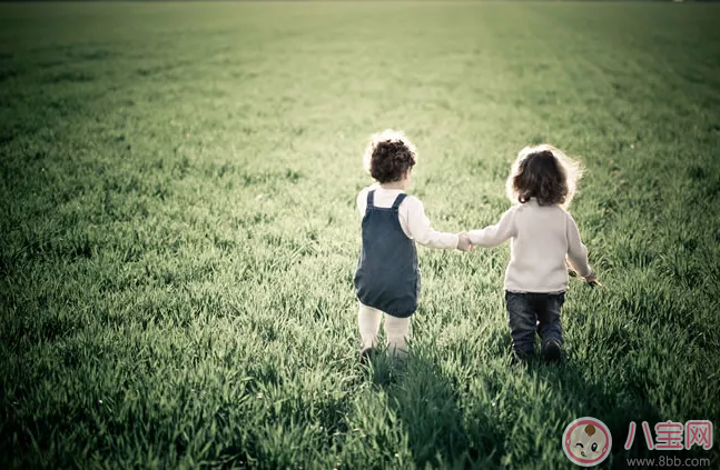 孩子捂被綜合征怎么避免 孩子睡覺怎么睡安全 孩子捂被綜合征怎么避免 孩子睡覺怎么睡安全