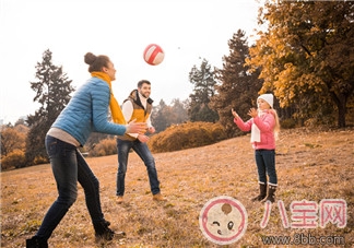 哪些親子游戲不能玩 如何拒絕別人逗弄自己的孩子