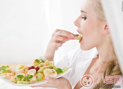 產后脫發會持續多久 為什么產后脫發嚴重